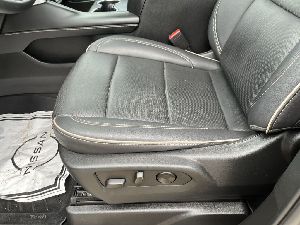 Used 2023 Gray GMC SLT image 12