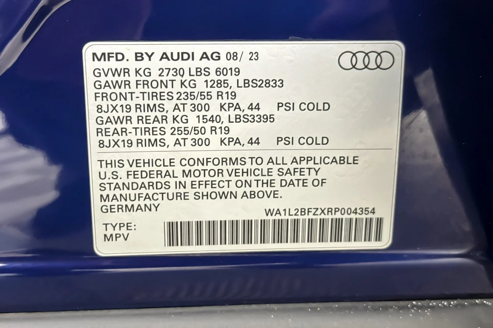 Used 2024 Navarra Blue Metallic Audi Premium Plus 50 quattro image 28