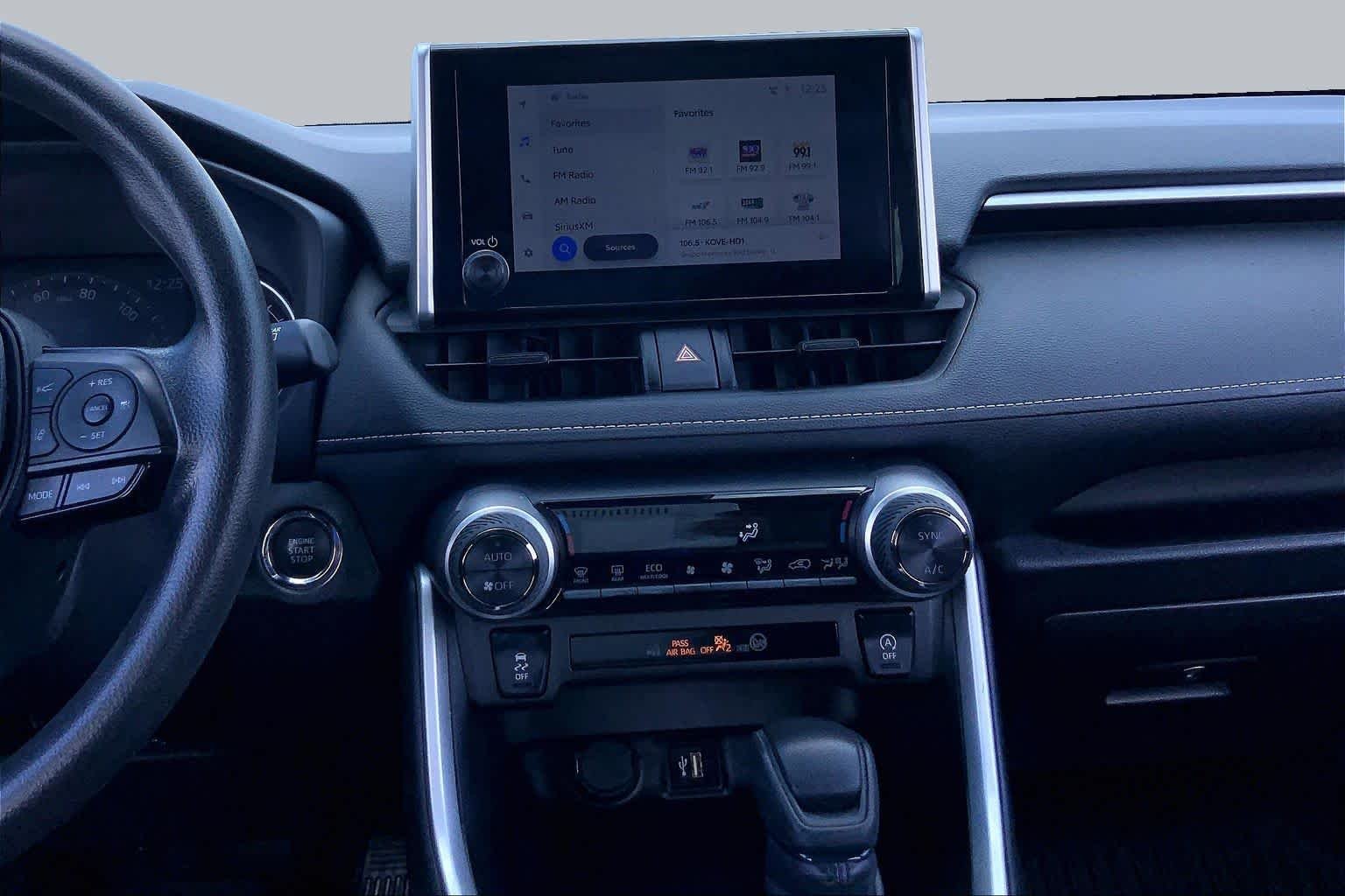 Used 2024 Ice Cap Toyota XLE image 5