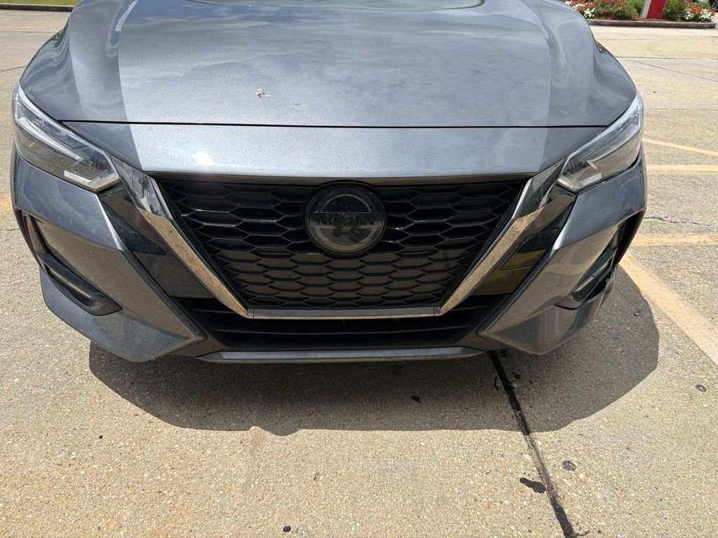 Used 2022 Gray Nissan SR image 2