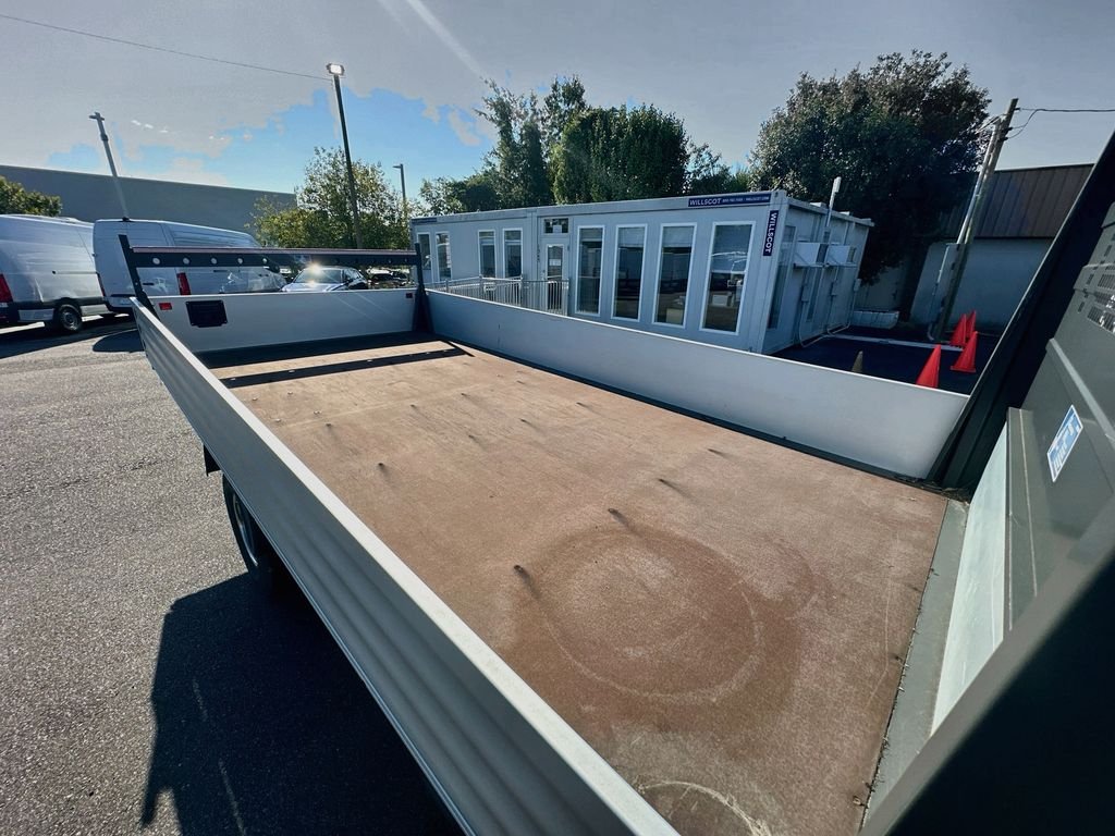 Used 2015 White Freightliner 14 Foot Flat Bed image 23