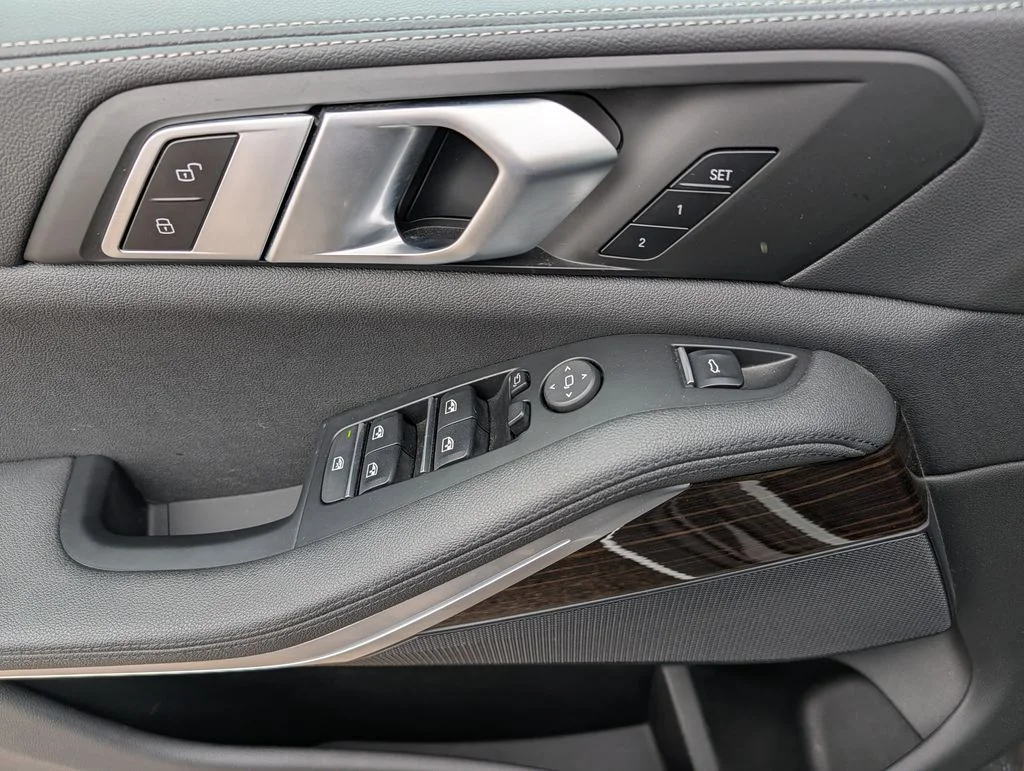2020 BMW X5 40i - Photo 19