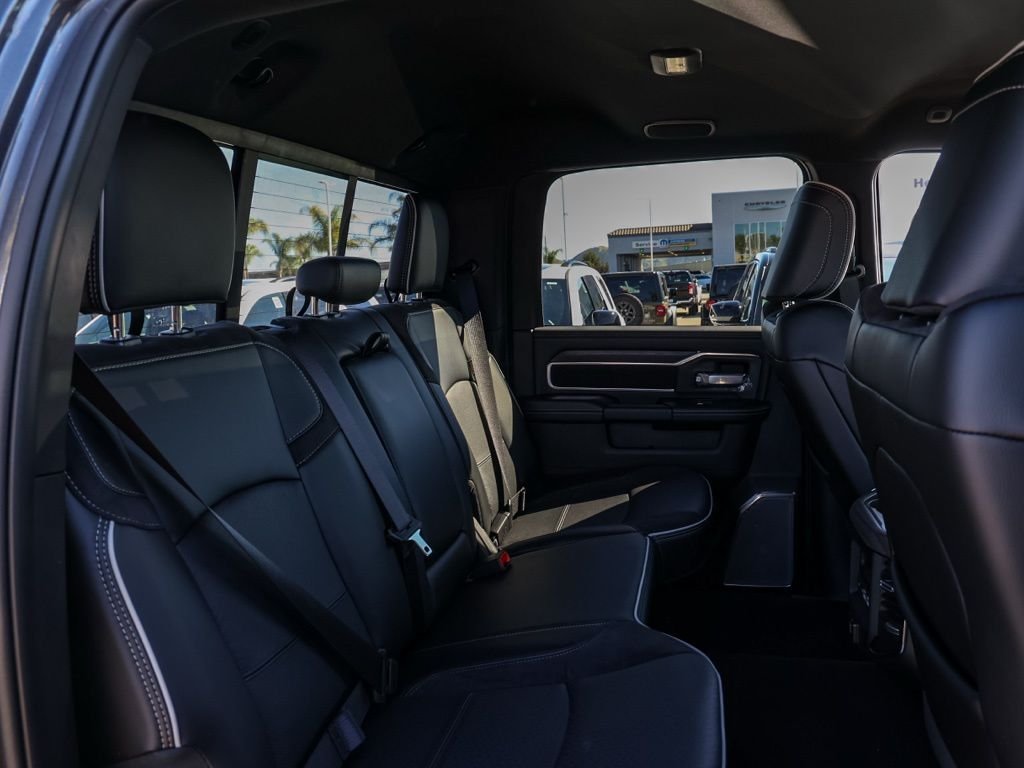 New 2026 Granite Crystal Metallic Clear-Coat Exterior Paint RAM Laramie image 16