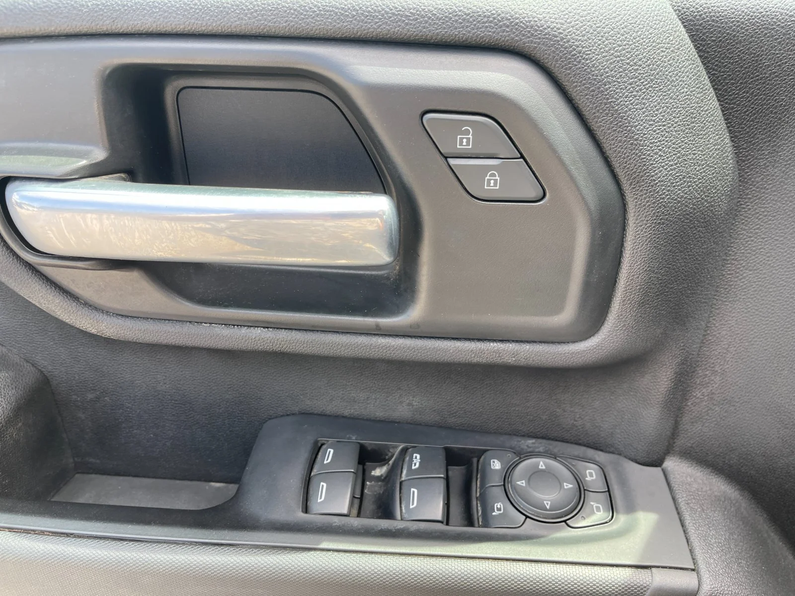 Used 2022 White Chevrolet Work Truck image 13