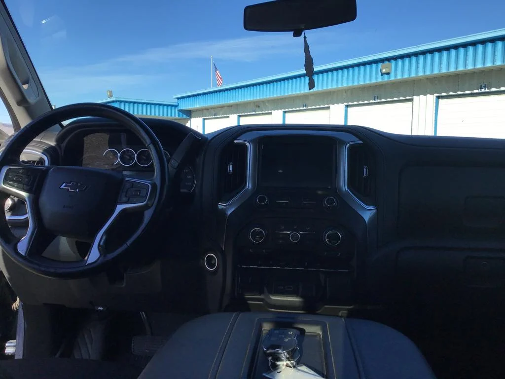 Used 2020 Northsky Blue Metallic Chevrolet RST image 17