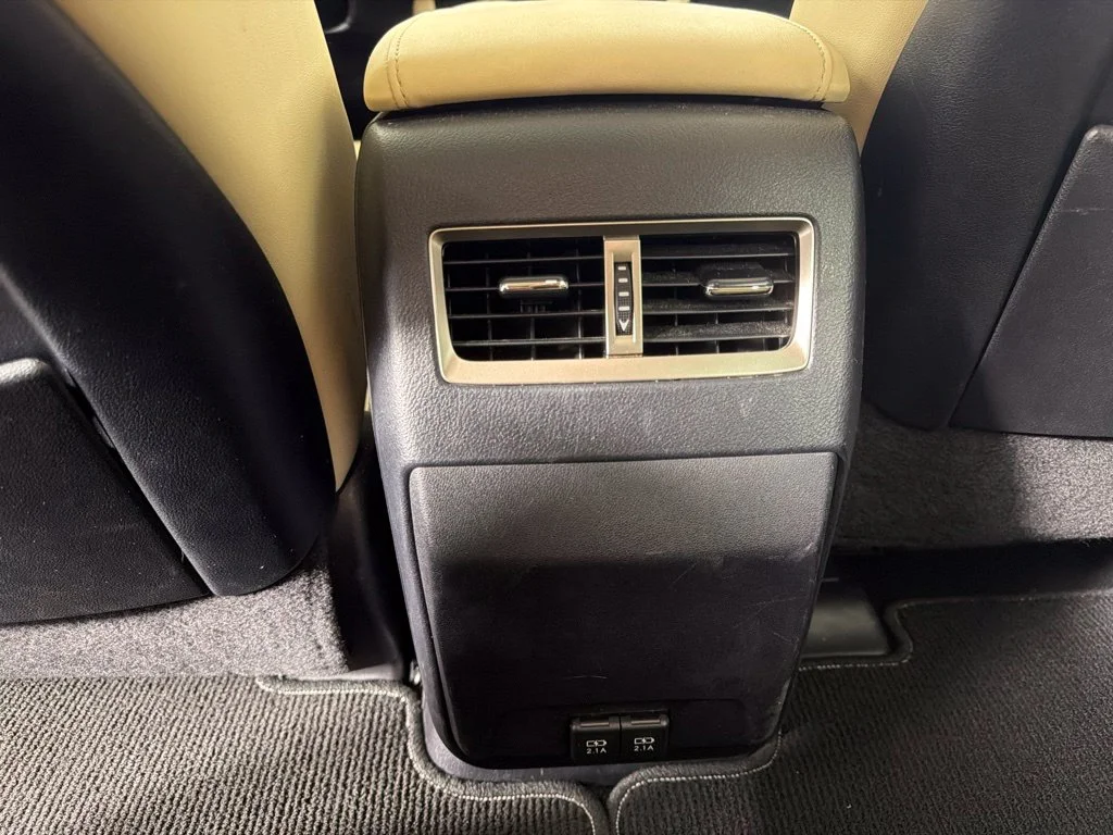 Used 2021 White Lexus 350 image 18