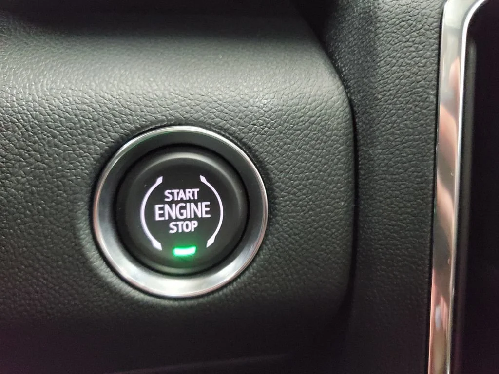 2026 GMC Acadia Denali Ultimate - Photo 20
