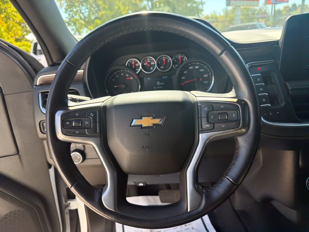 Used 2022 White Chevrolet LS image 18