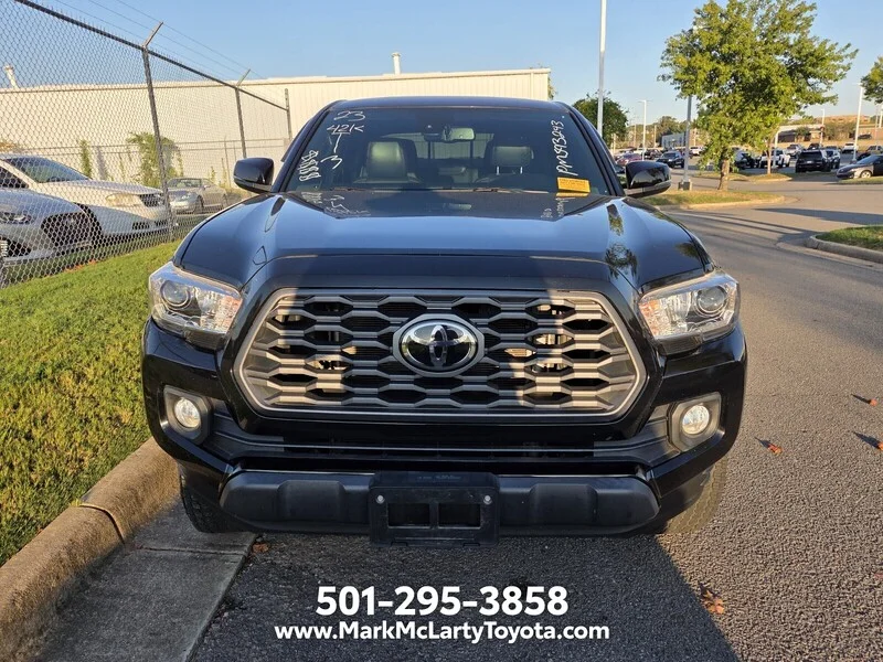 Used 2023  TOYOTA  image 2