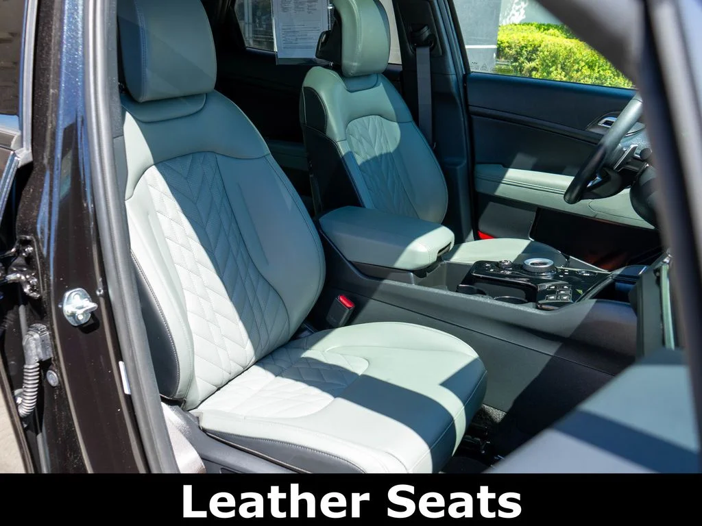 Used 2025 Black Kia X-Line Prestige image 9