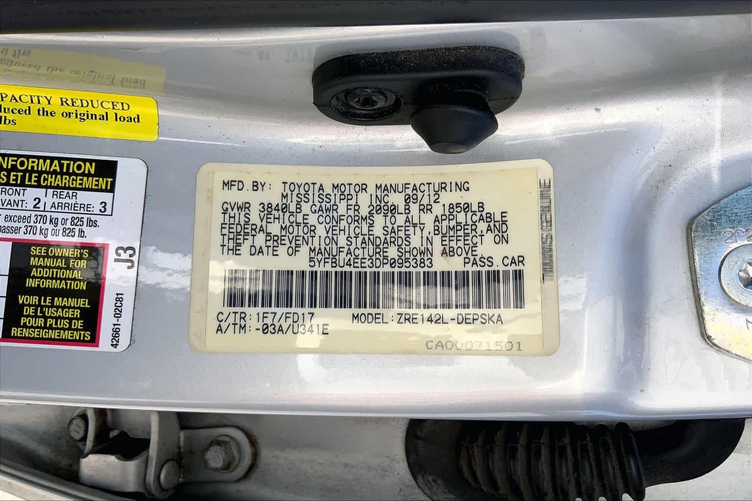 Used 2013 Classic Silver Metallic Toyota S image 35