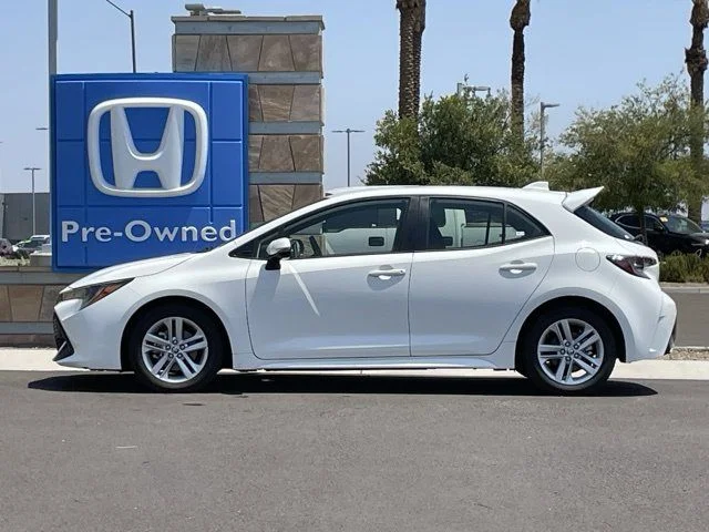 Used 2022 White Toyota SE image 7