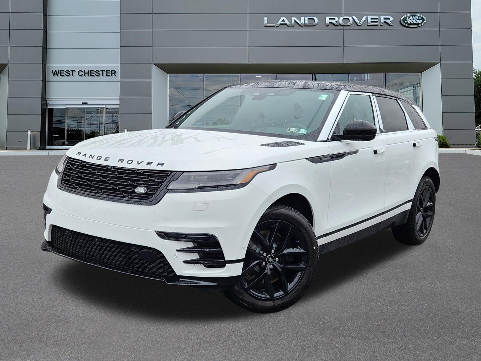 2026 Land Rover Range Rover Velar Dynamic SE