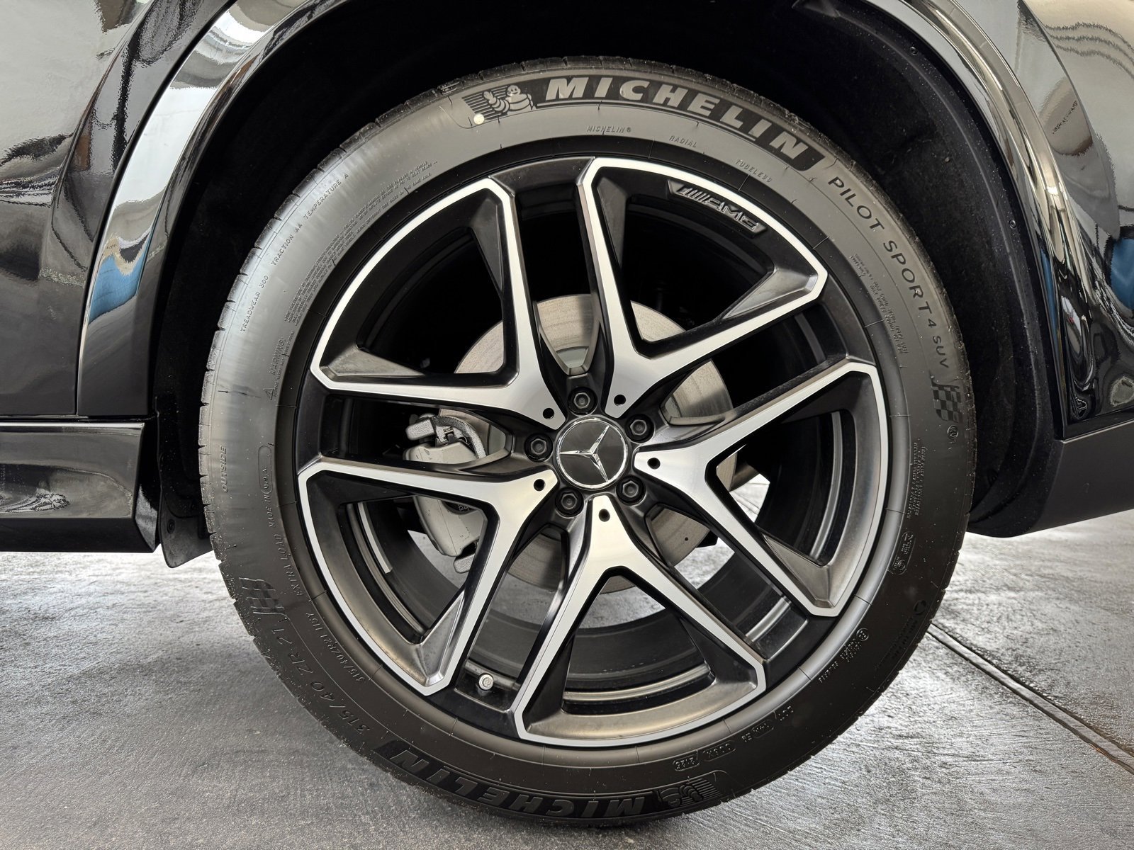 New 2026 Obsidian Black Metallic Mercedes-Benz AMG® GLE 53 4MATIC+ SUV image 48