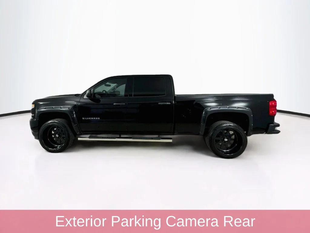 Used 2018 Black Chevrolet Custom image 4