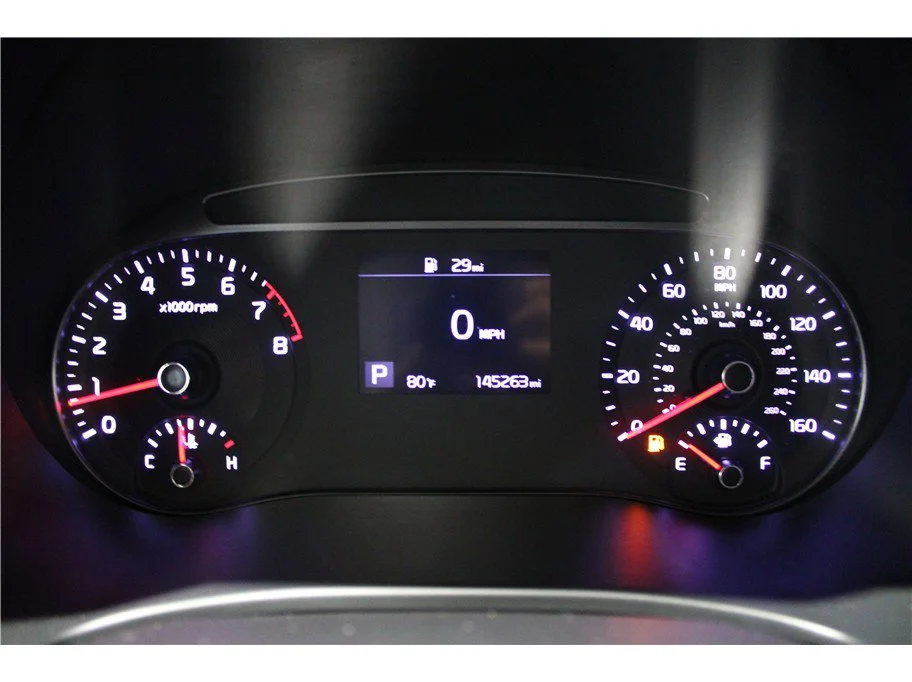 Used 2020 Snow White Pearl Kia LX image 32