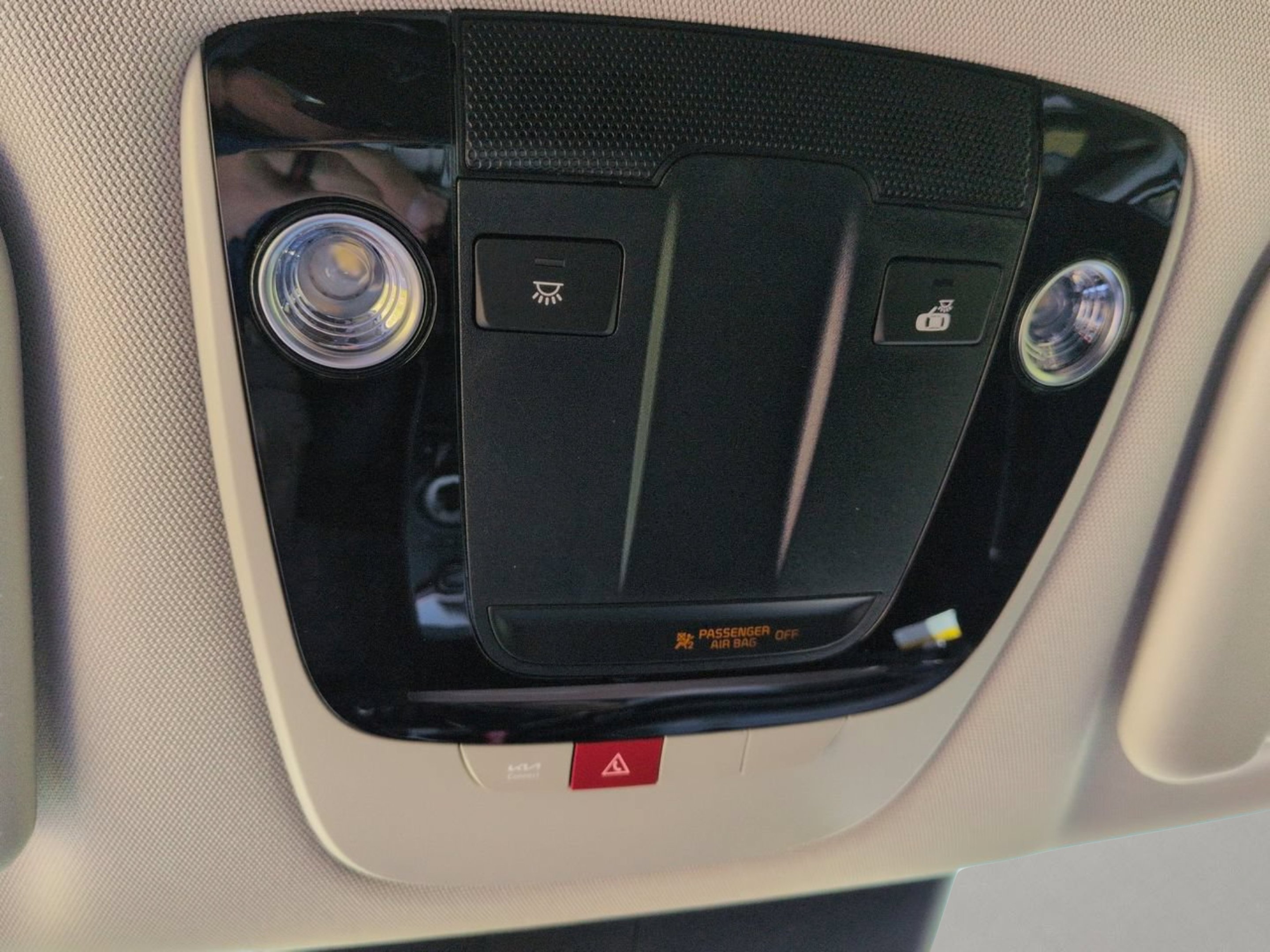 New 2026 Glacial White Pearl Kia Light Long Range image 19