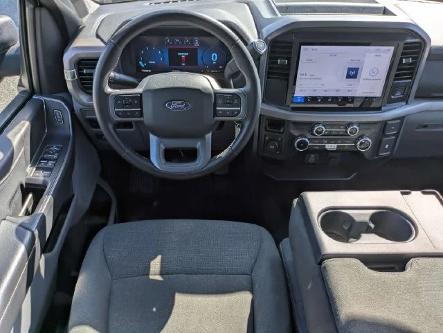 Used 2025 Silver Metallic Ford XLT image 11