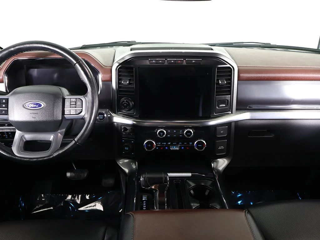 Used 2023 Avalanche Gray Ford Lariat image 43