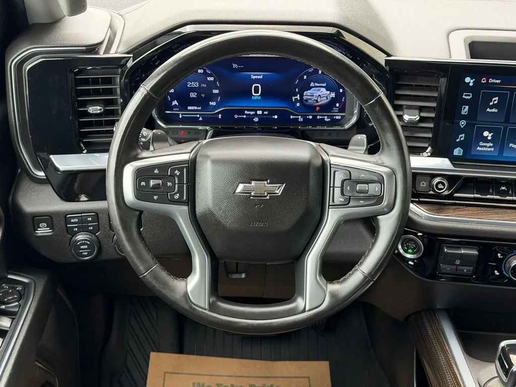 Used 2024 White Chevrolet RST image 17