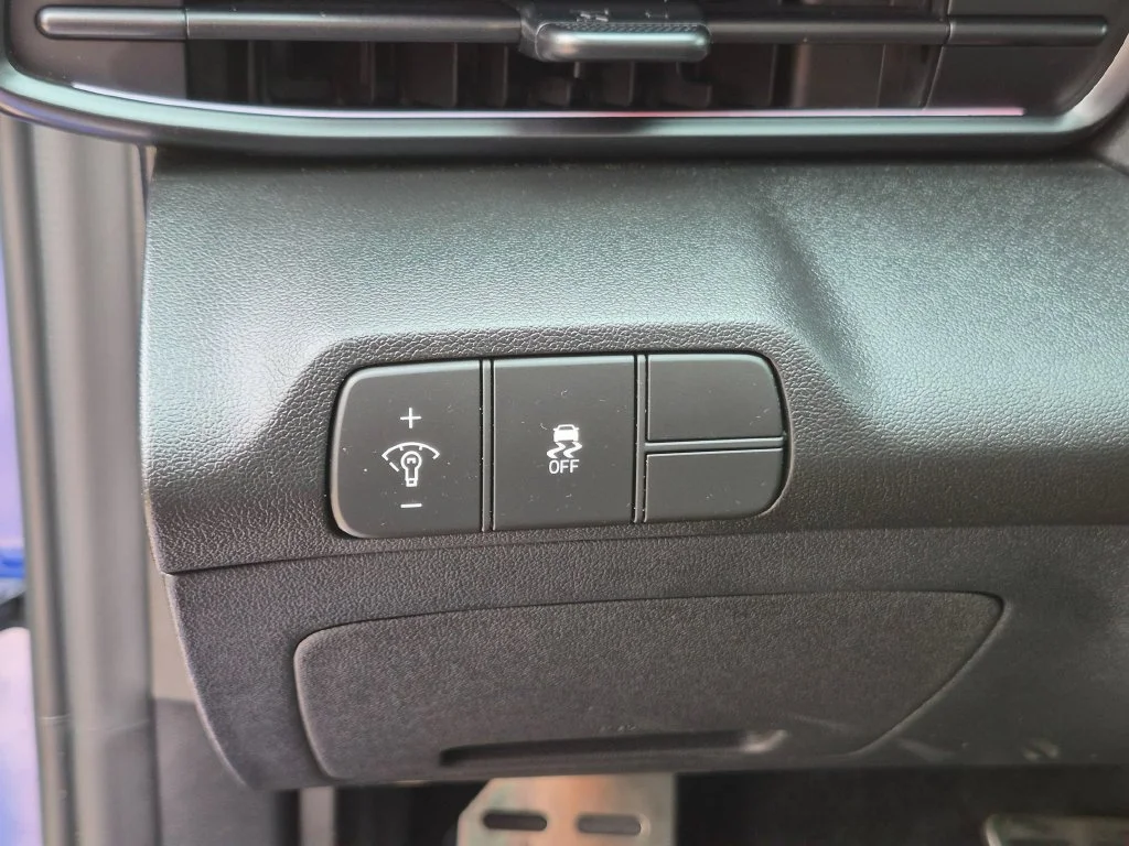 Used 2024 Blue Hyundai Base image 20