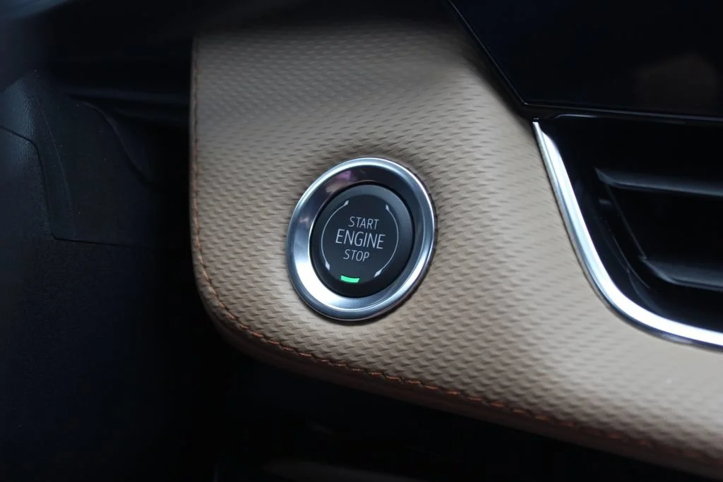 New 2026 Mosaic Black Metallic Chevrolet ACTIV image 17