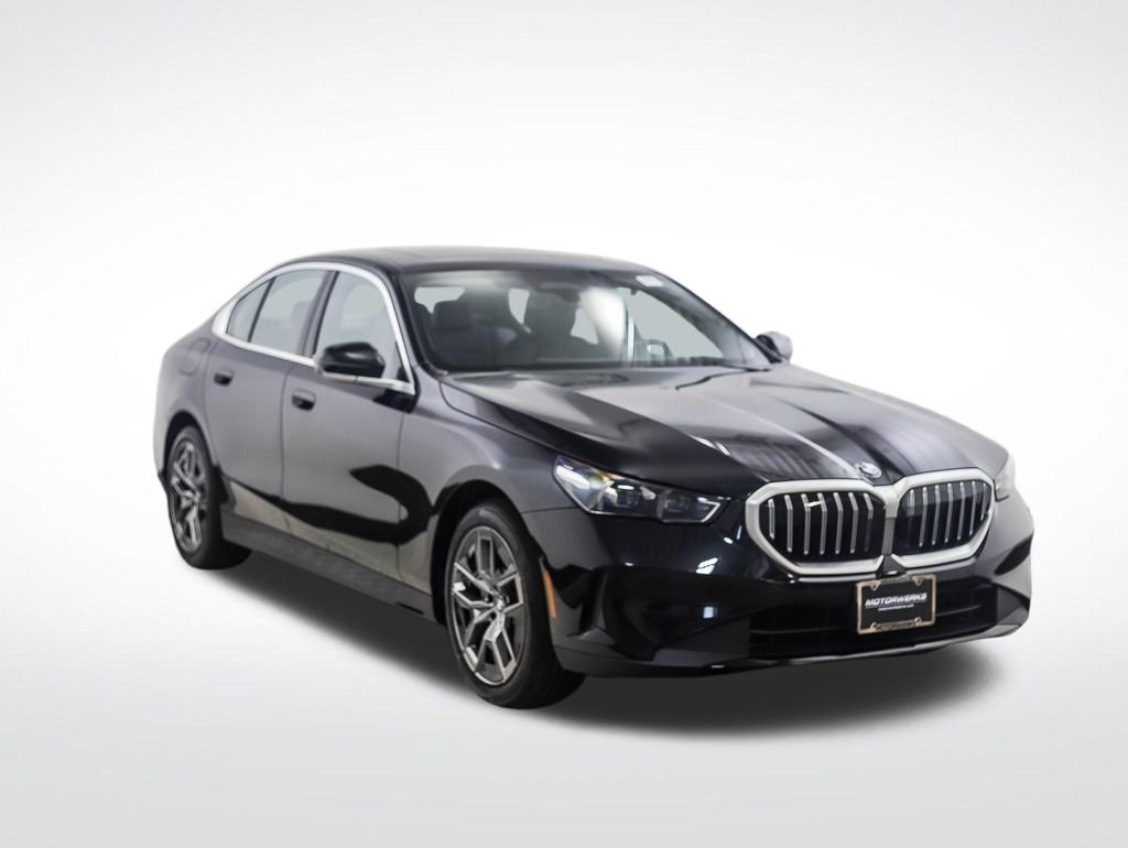 2026 BMW 5 Series 530i - Photo 7