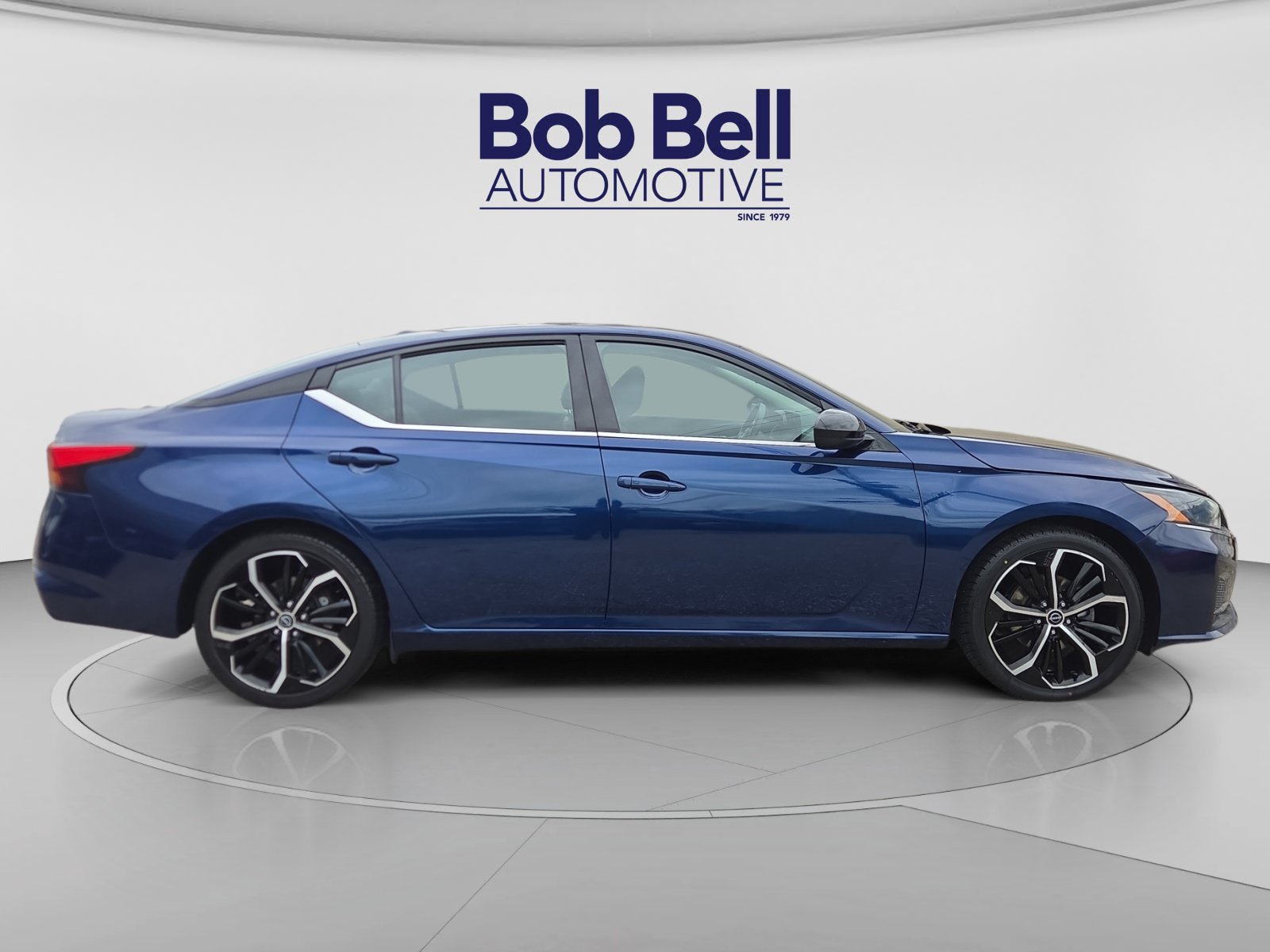 2024 Nissan Altima SR - Photo 6