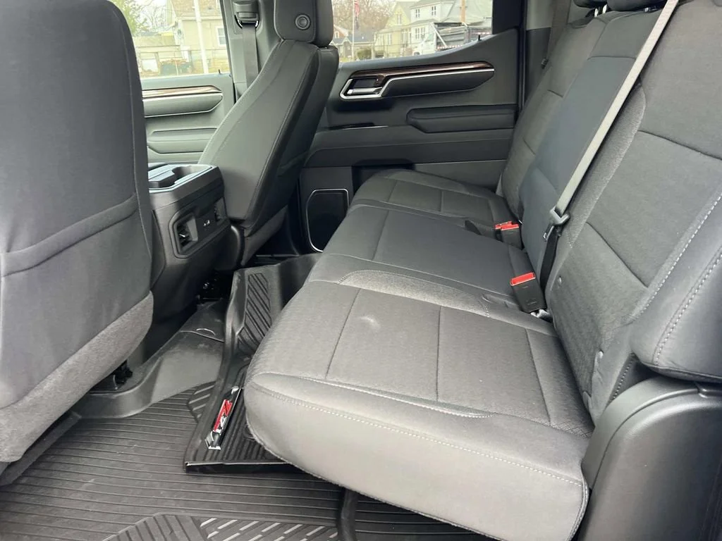 2026 Chevrolet Silverado 1500 LT - Photo 8