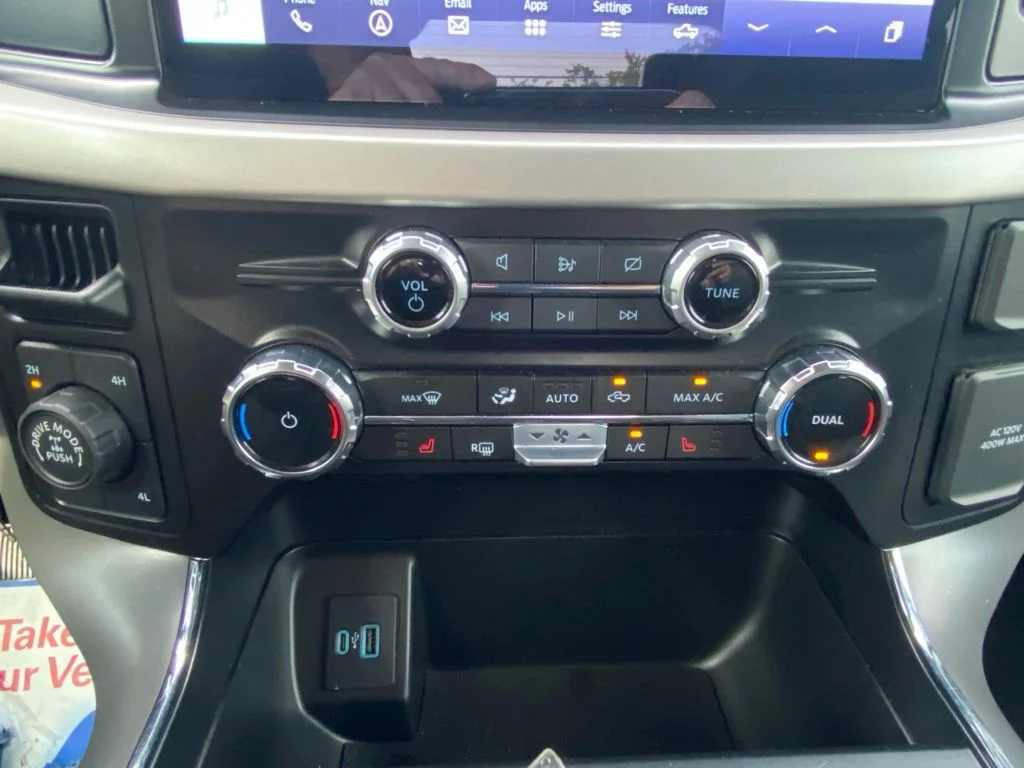 Used 2023 Gray Ford XLT image 24