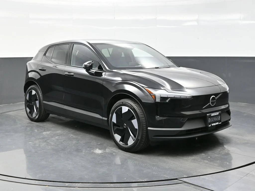 2026 Volvo EX30 Twin Motor Performance Plus's photo