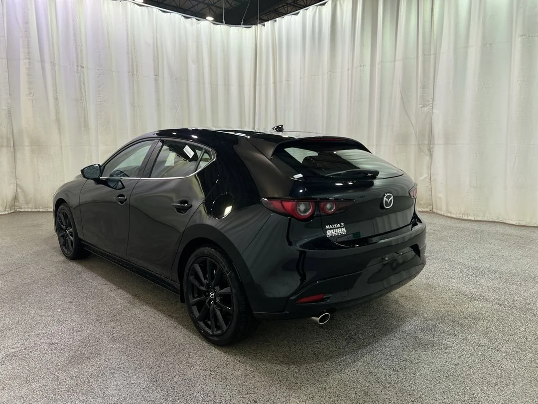 2026 Mazda Mazda3 Premium - Photo 9