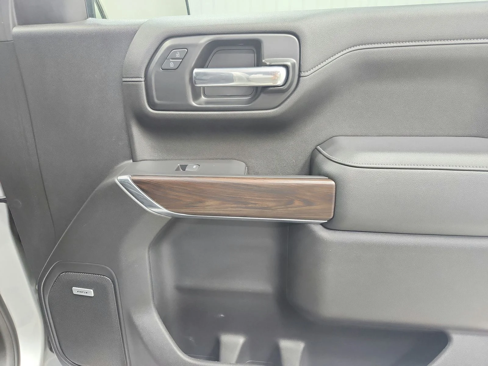 Used 2021 Quicksilver Metallic GMC SLT image 49