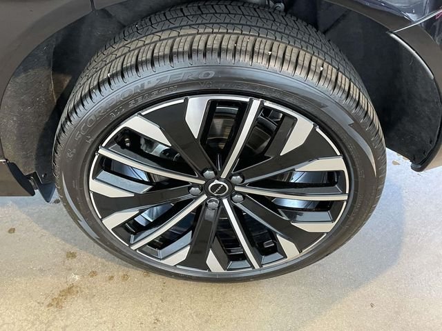Certified Used 2026 Black Volvo T8 Ultra image 12