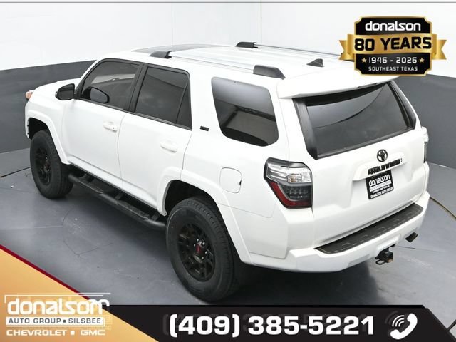 Used 2022 White Toyota SR5 Premium image 19