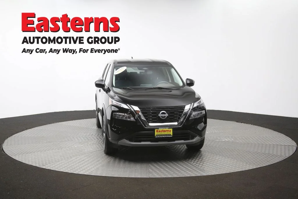 Used 2023 Black Nissan SV image 52