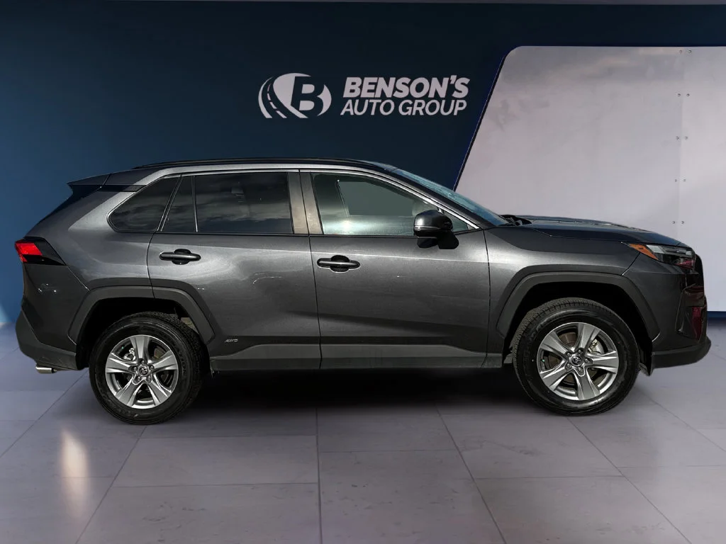Used 2025 Gray Toyota XLE image 6