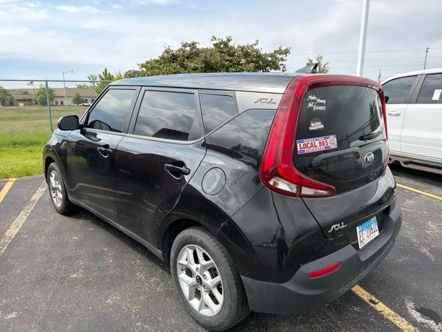 Used 2021 Kia Soul S with VIN KNDJ23AU4M7747857 for sale in Bloomington, IL