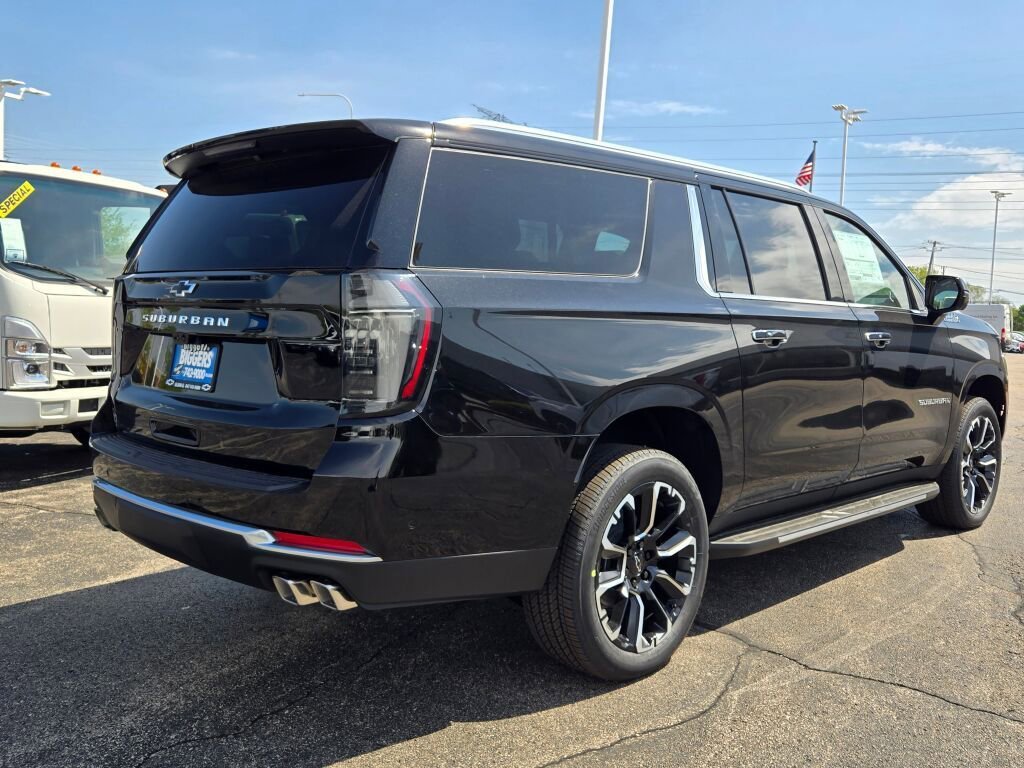 2026 Chevrolet Suburban High Country - Photo 14