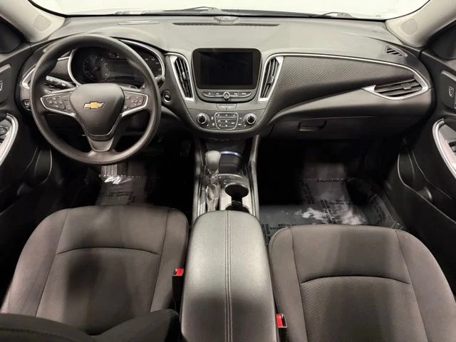 Used 2025 Gray Chevrolet LT image 33