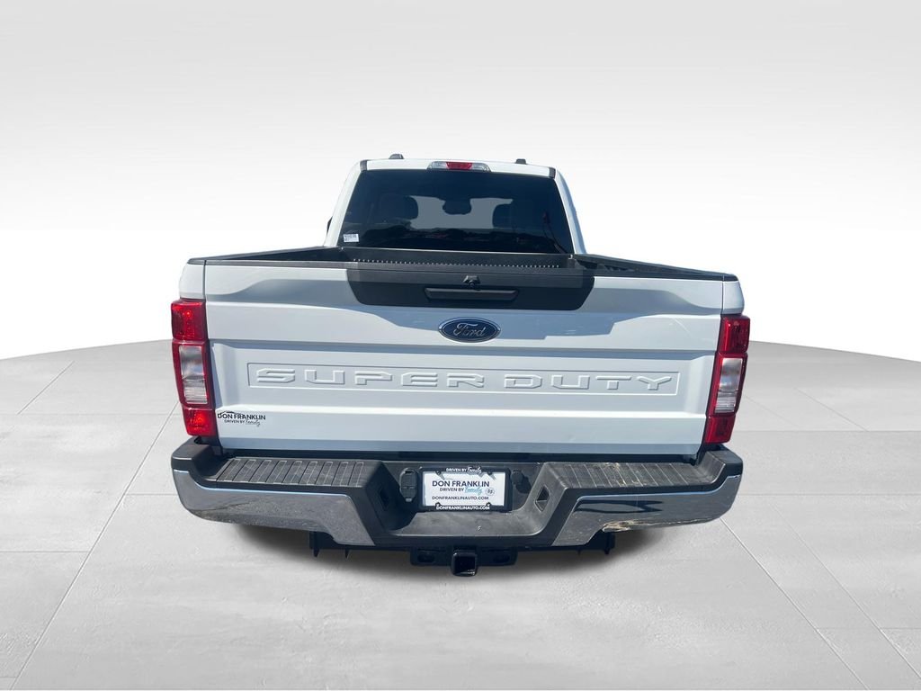 Used 2022 White Ford XLT image 4