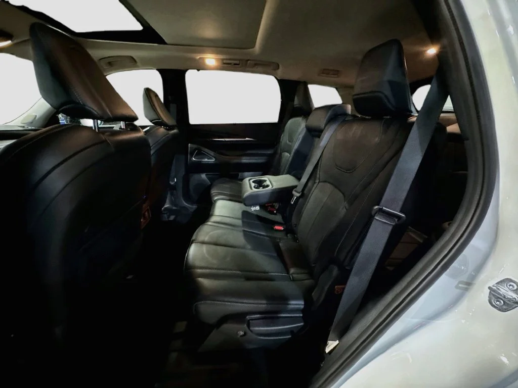 Certified Used 2023 White INFINITI Sensory image 27
