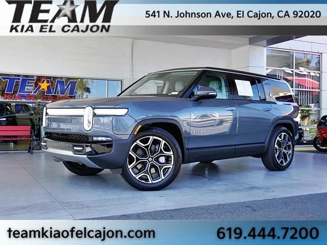 Used 2026  Rivian  image 2