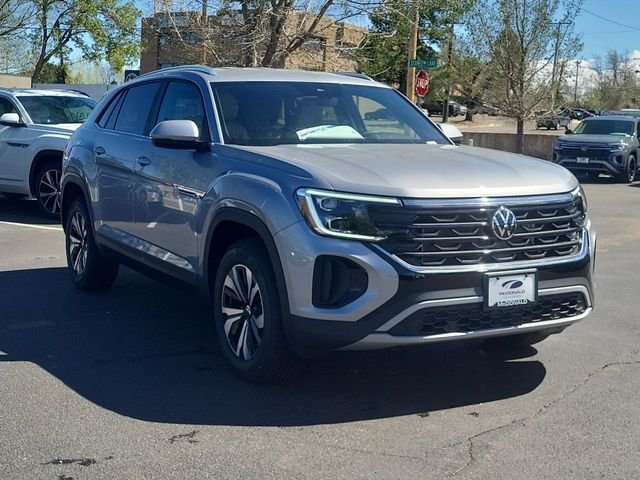 New 2026 Silver Volkswagen 2.0T SE image 2