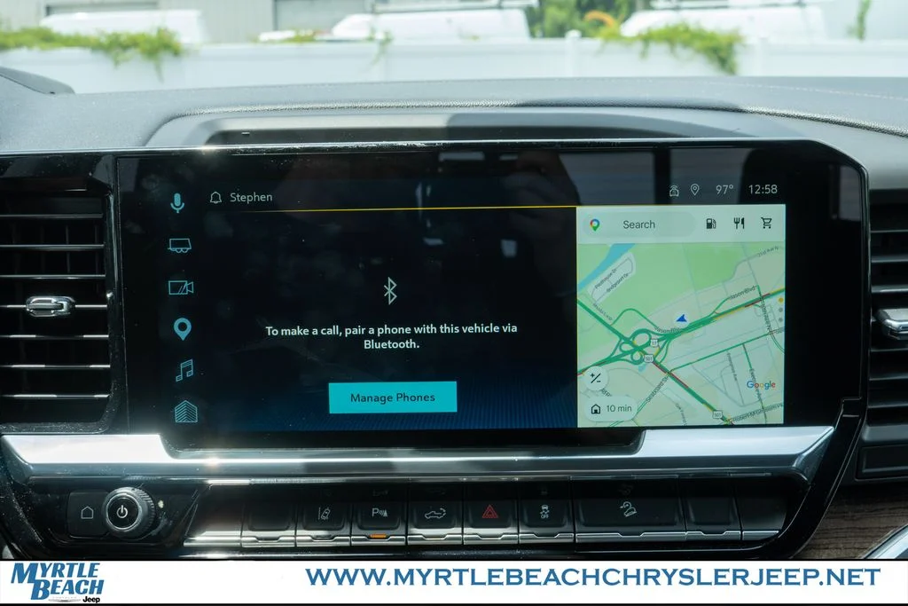 Used 2025 Lakeshore Blue Chevrolet LT image 20