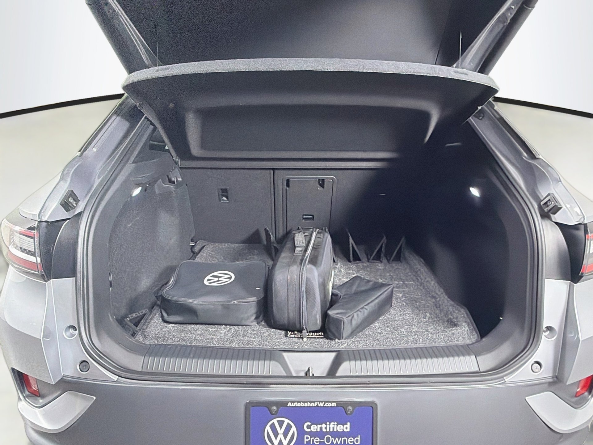 Certified Used 2023 Silver Volkswagen S image 25