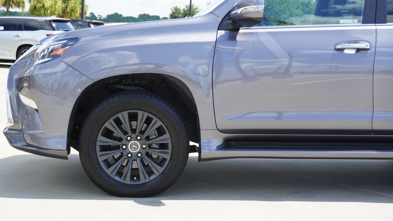 Certified Used 2023 Gray Lexus GX 460 Premium image 10