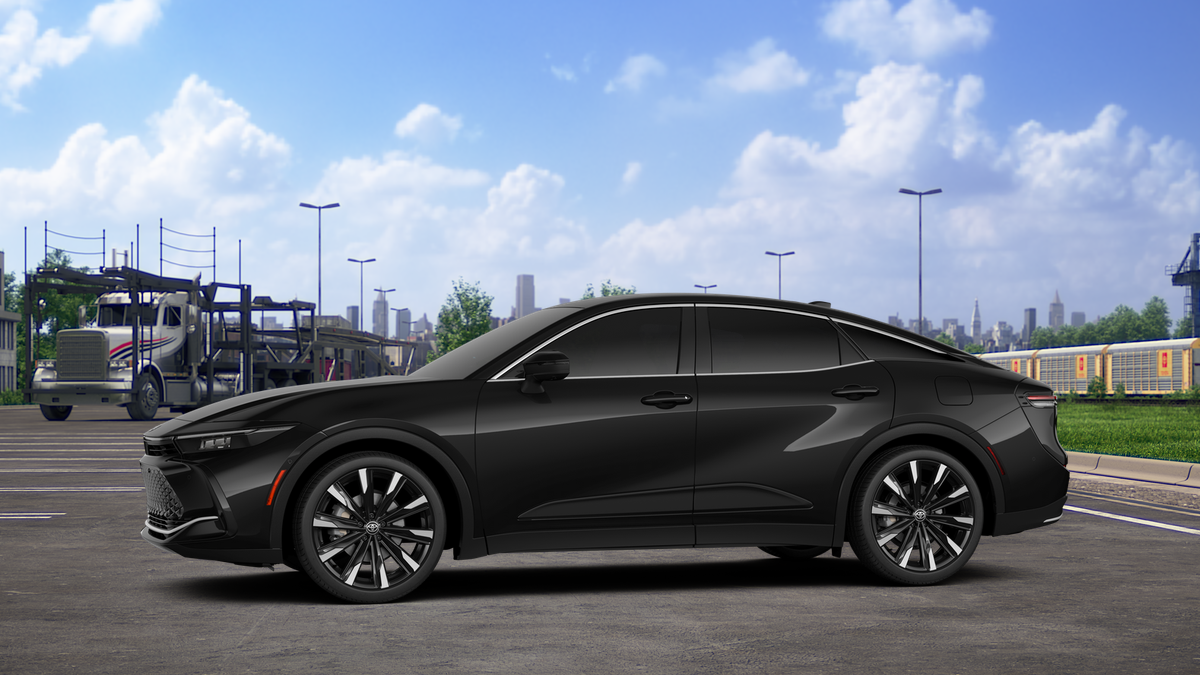 New 2026 Black Toyota Platinum image 3