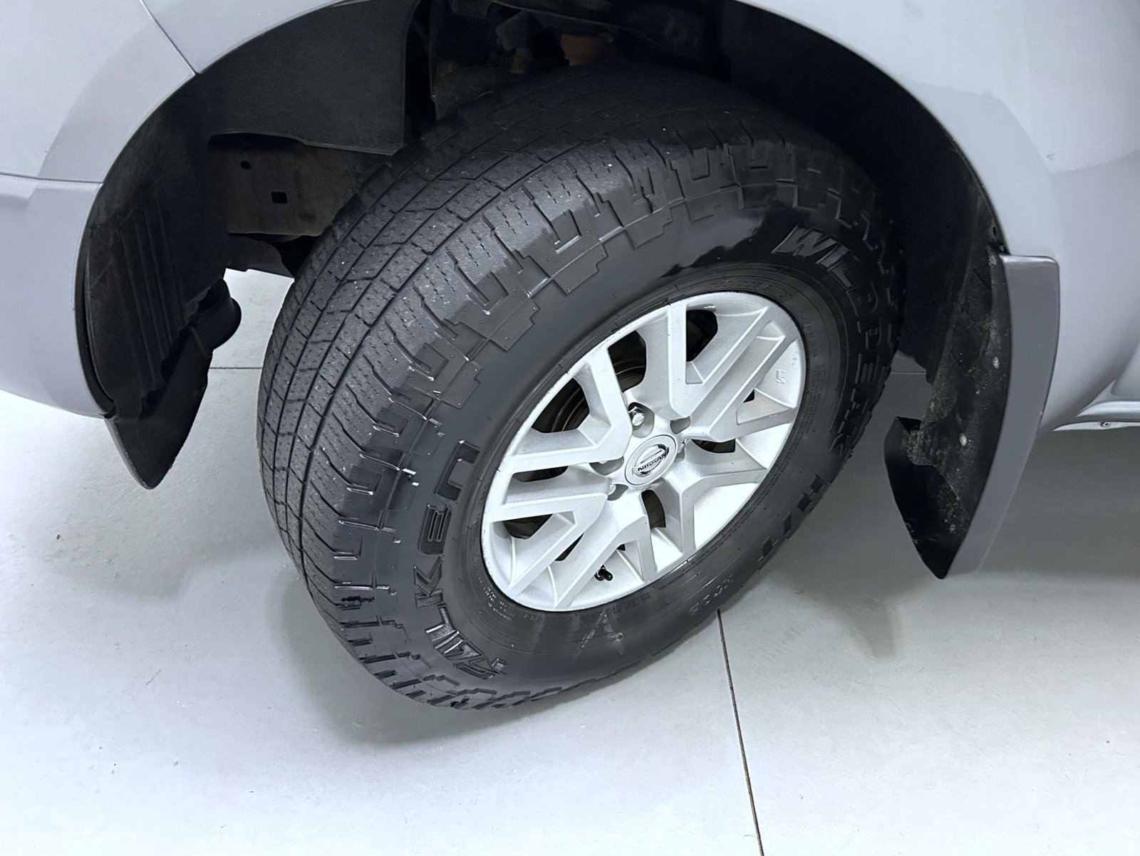 Used 2018 Gray Nissan SV image 22