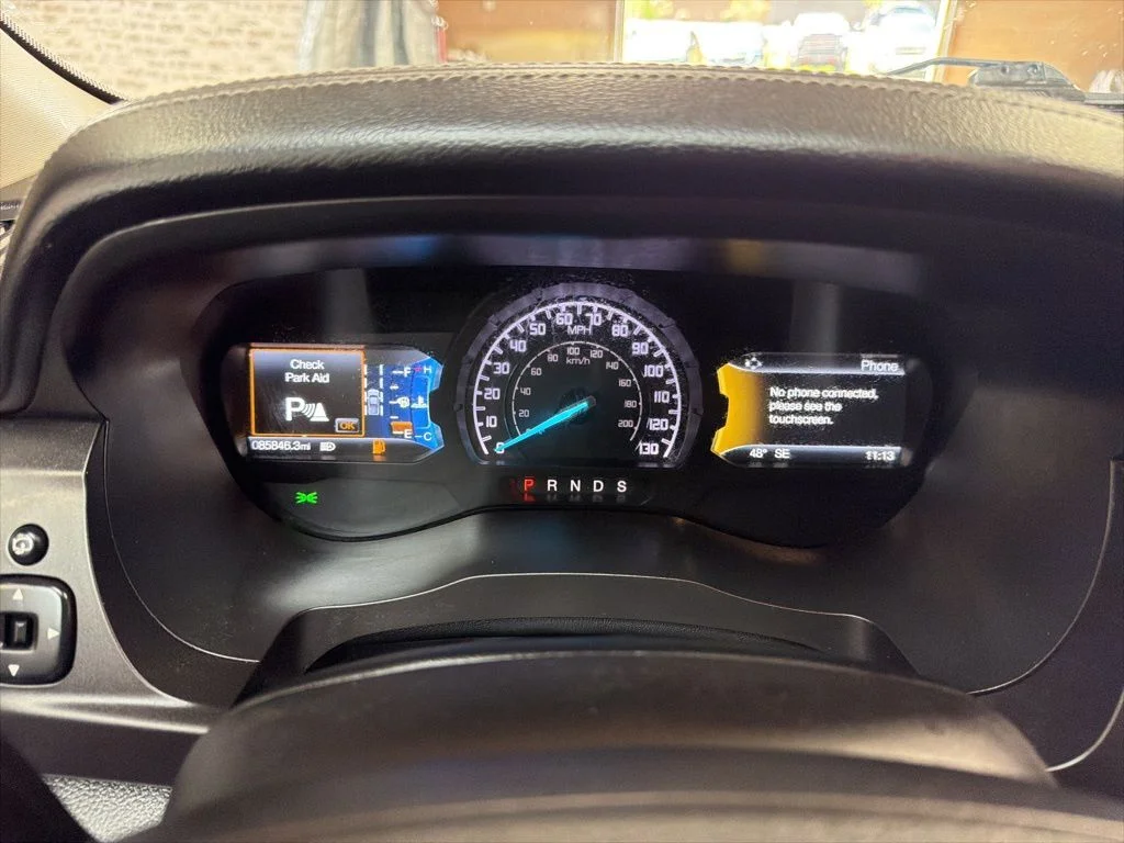 Used 2023 Green Ford Lariat image 22